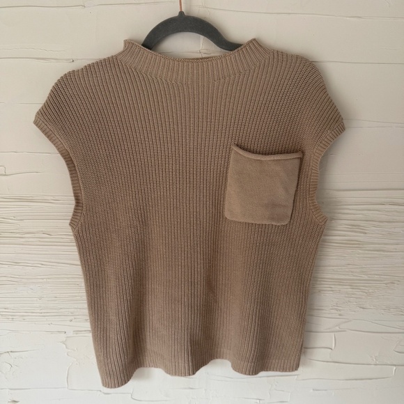 Pretty Garden | Knit Sleeveless Vest | Size Small - Picture 2 of 6